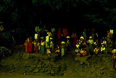 �~�����}�[2