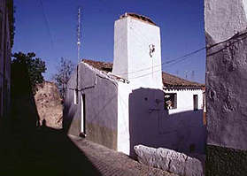 ポルトガル エルヴァスの 煙突の家