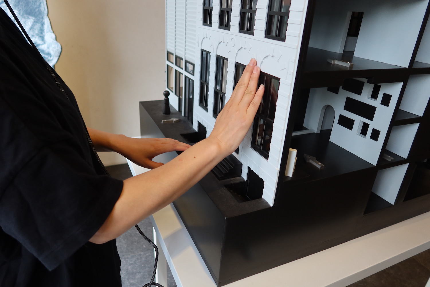 Maiko Sato｜The senses make museums accessible ─ Dutch architectural models developed with a visually impaired