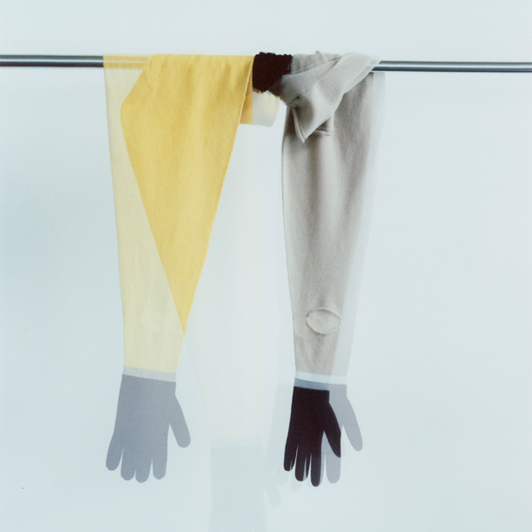 ISSEY MIYAKE「SLEEVES COLLECTION: Between Images, Presence, and Materiality」