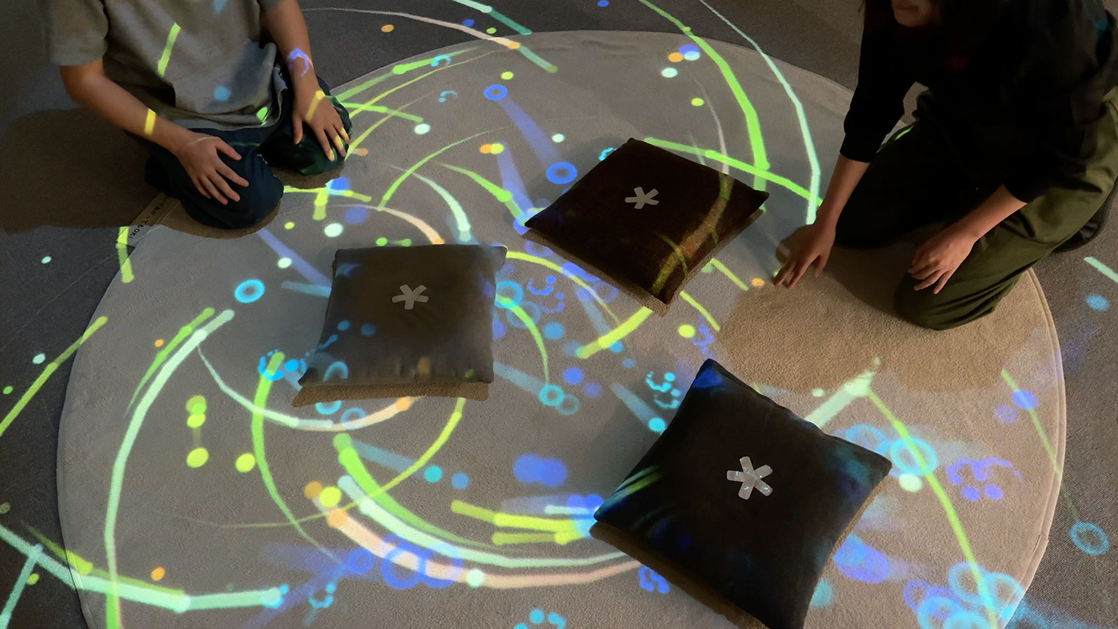 奈良市美術館活性化事業 あそぼ！ミュージアム 「pook展　てのひら散策」