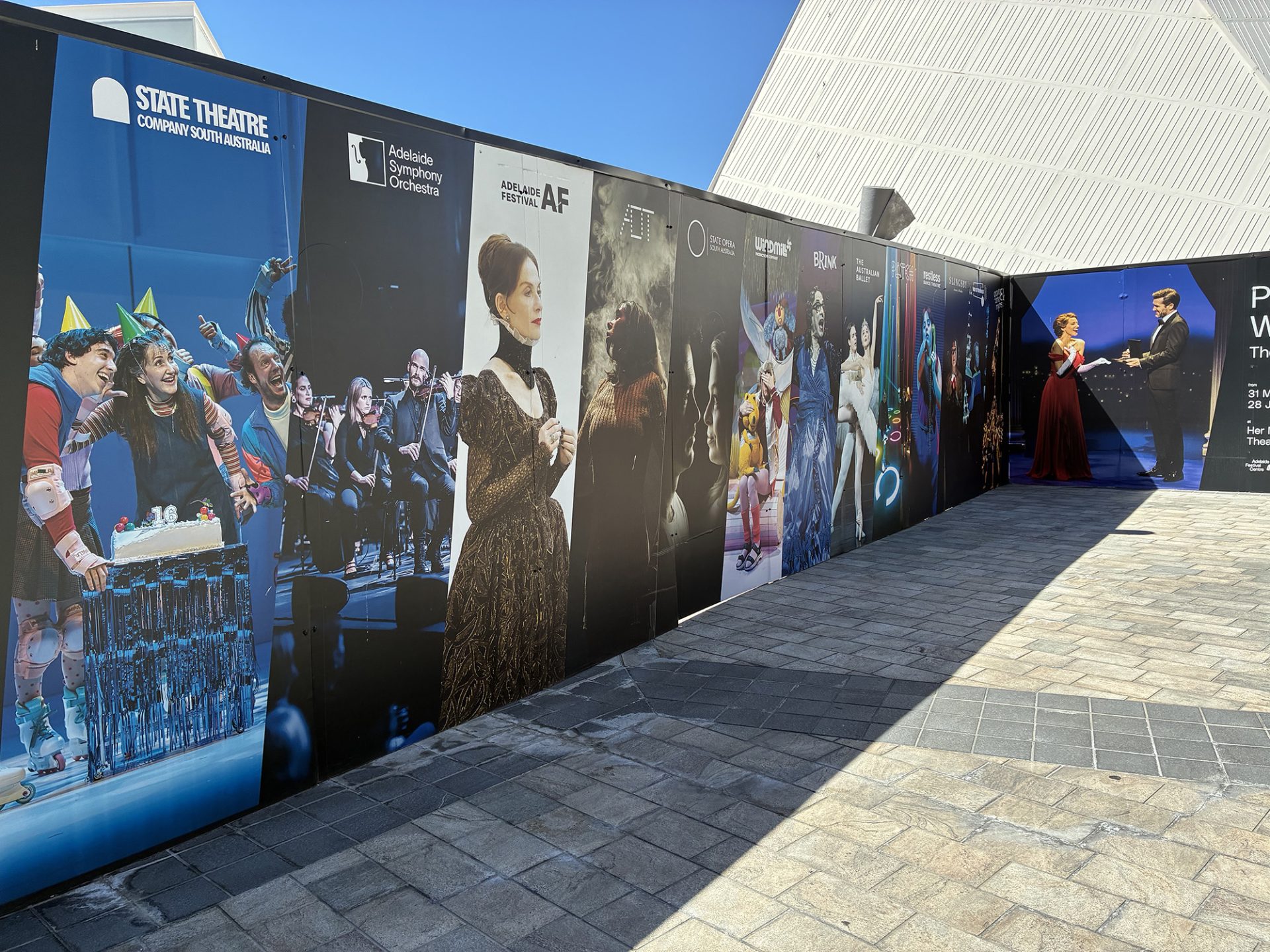 山﨑健太｜Simon Stone / Anton Chekhov / LG Arts Center『The Cherry Orchard』／GuoGuoHuiHui『Re-shaping Identity』（アデレード視察レポート番外編①）