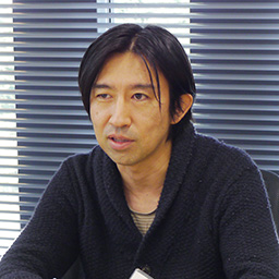 内田伸一