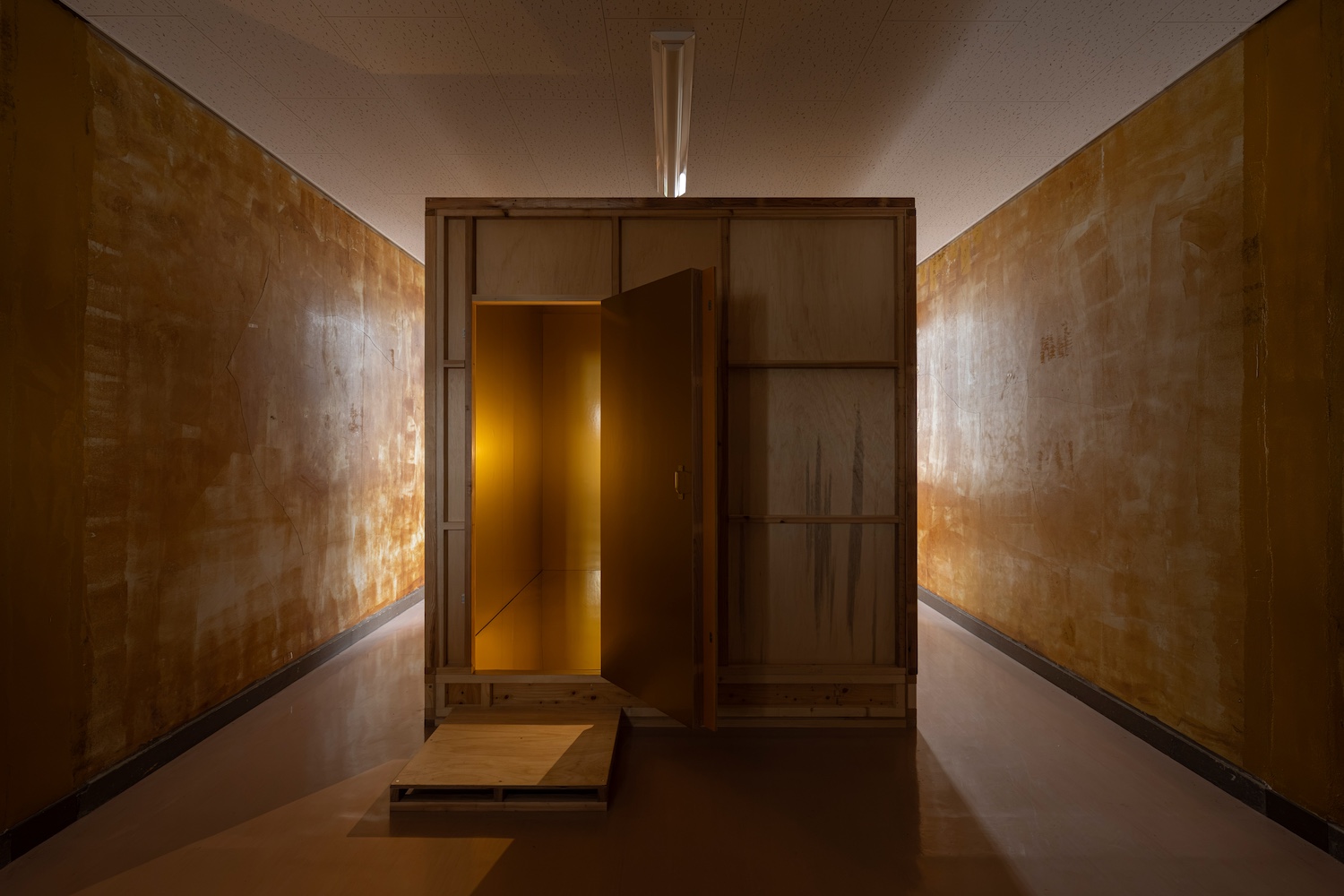 石川琢也｜「視差―いつもそこに在るもの」展から考えるレジデンス事業の媒介的役割